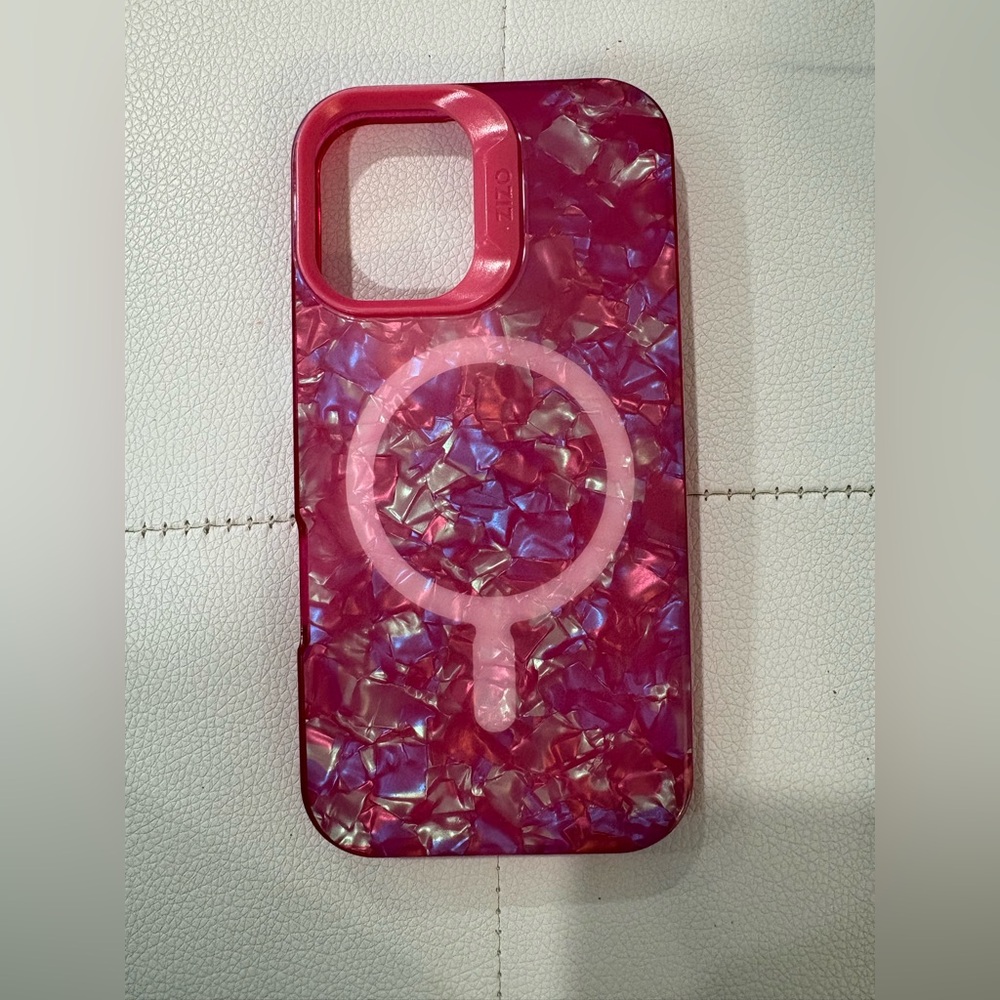 MagSafe-Compatible Iridescent Pink Phone Case